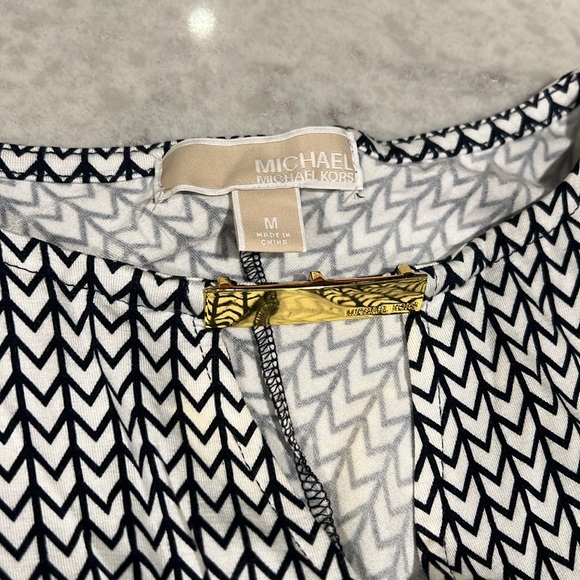 Michael Michael Kors Cold Shoulder Top - Picture 2 of 4